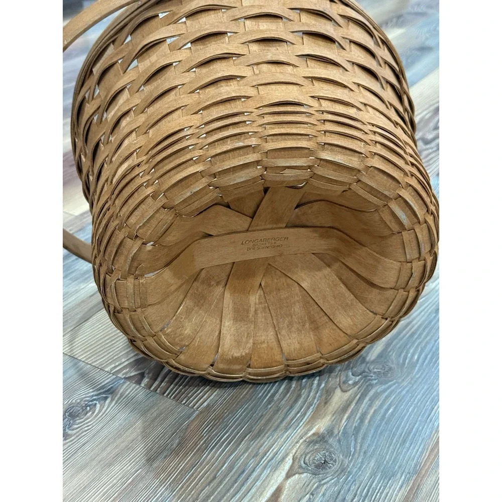 1989 Longaberger Basket with Handle &Protector  8 3/4 Tall 13 1/2 Wide